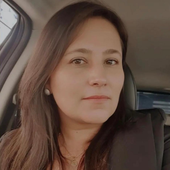 Profa. Dra. Vanessa Ribeiro Andreto